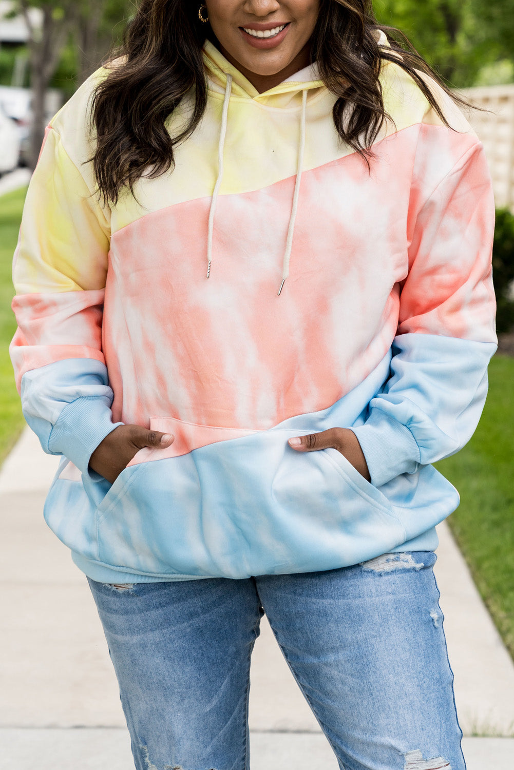 Sweat à Capuche Colorblock avec Poche Kangourou Grande Taille