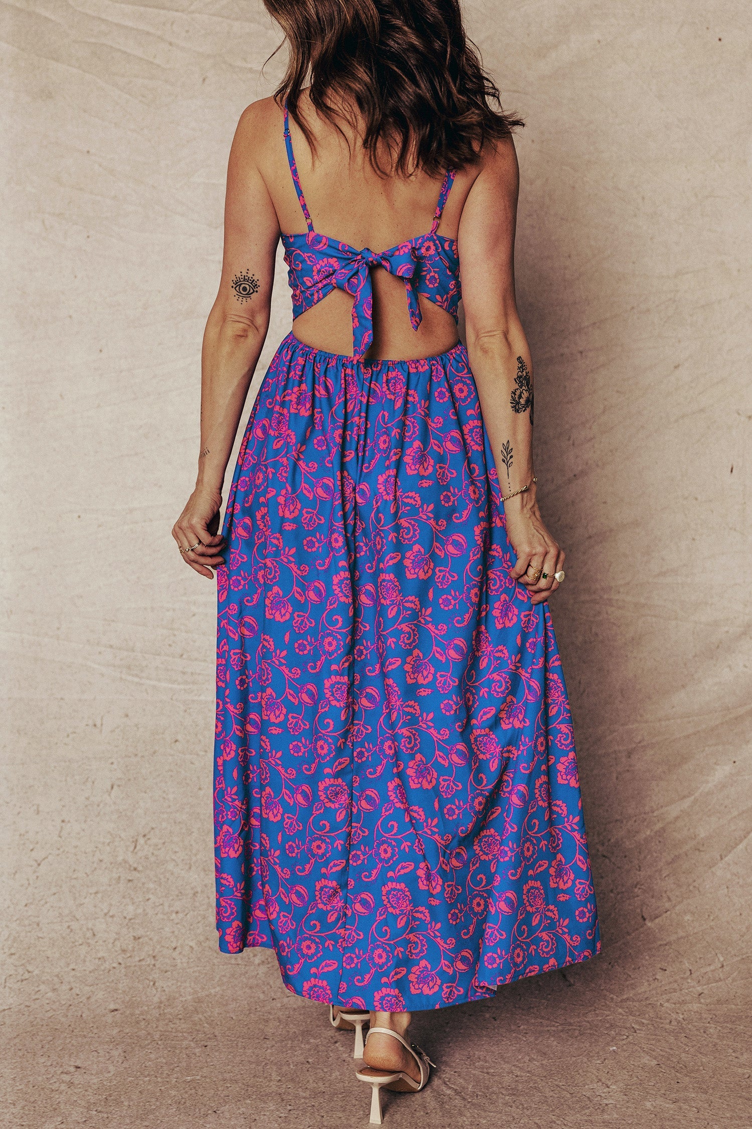 Twisted V-Neck Floral-Print V-Neck Tied Backless Maxi Dress in Blue