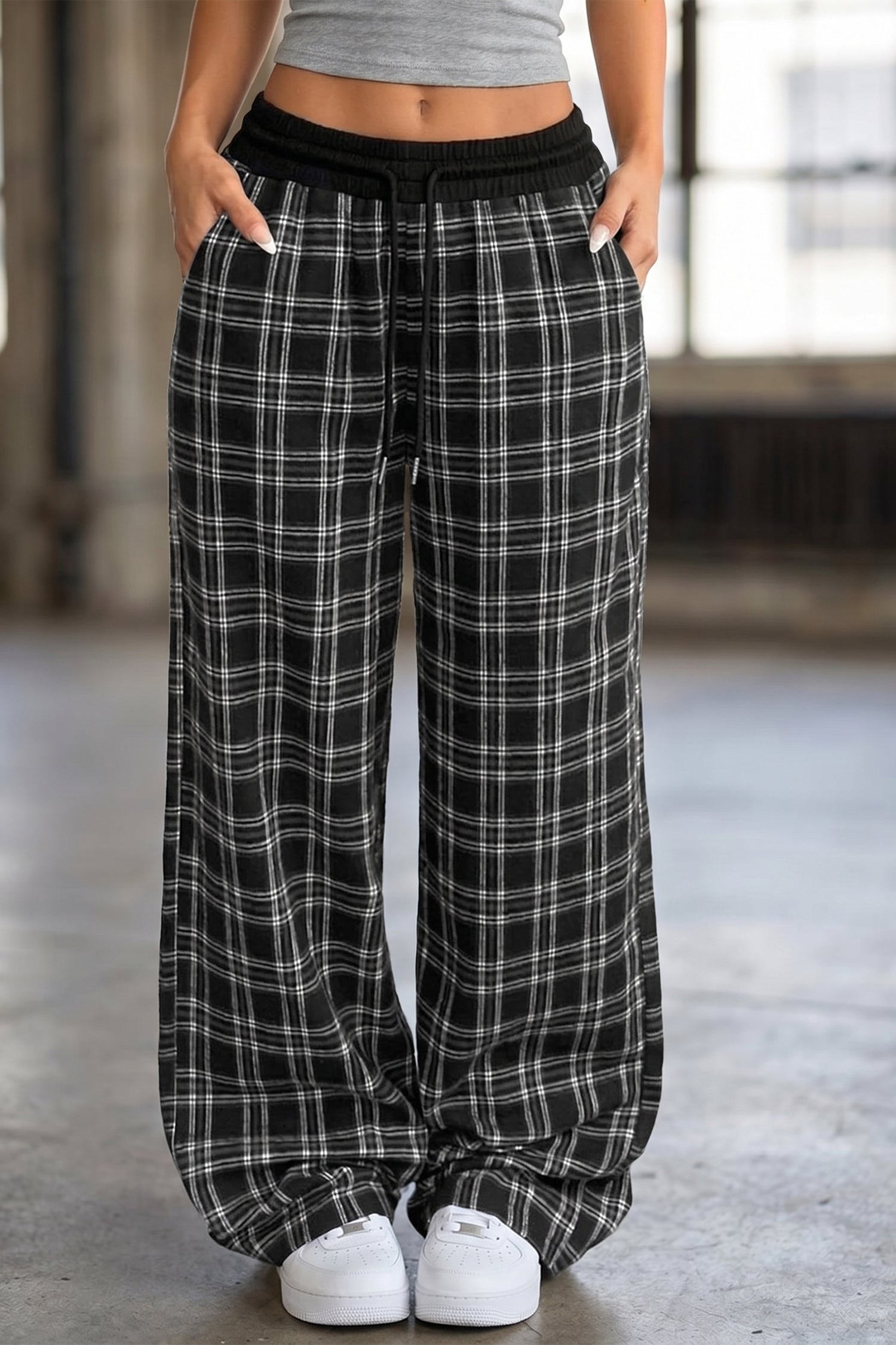 Frenchy Plaid Pattern Contrast Wide-Leg Pants in Black