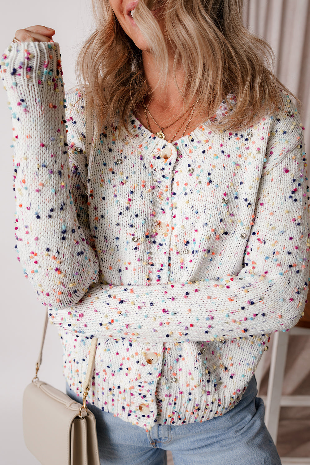 Cardigan pull confettis multicolore décor strass