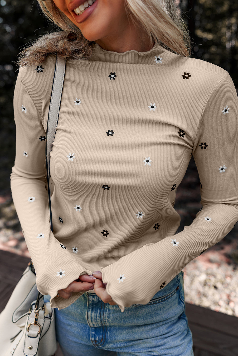 Floral Jet Stream Embroidered Detail Rib-Knit Long-Sleeved Top