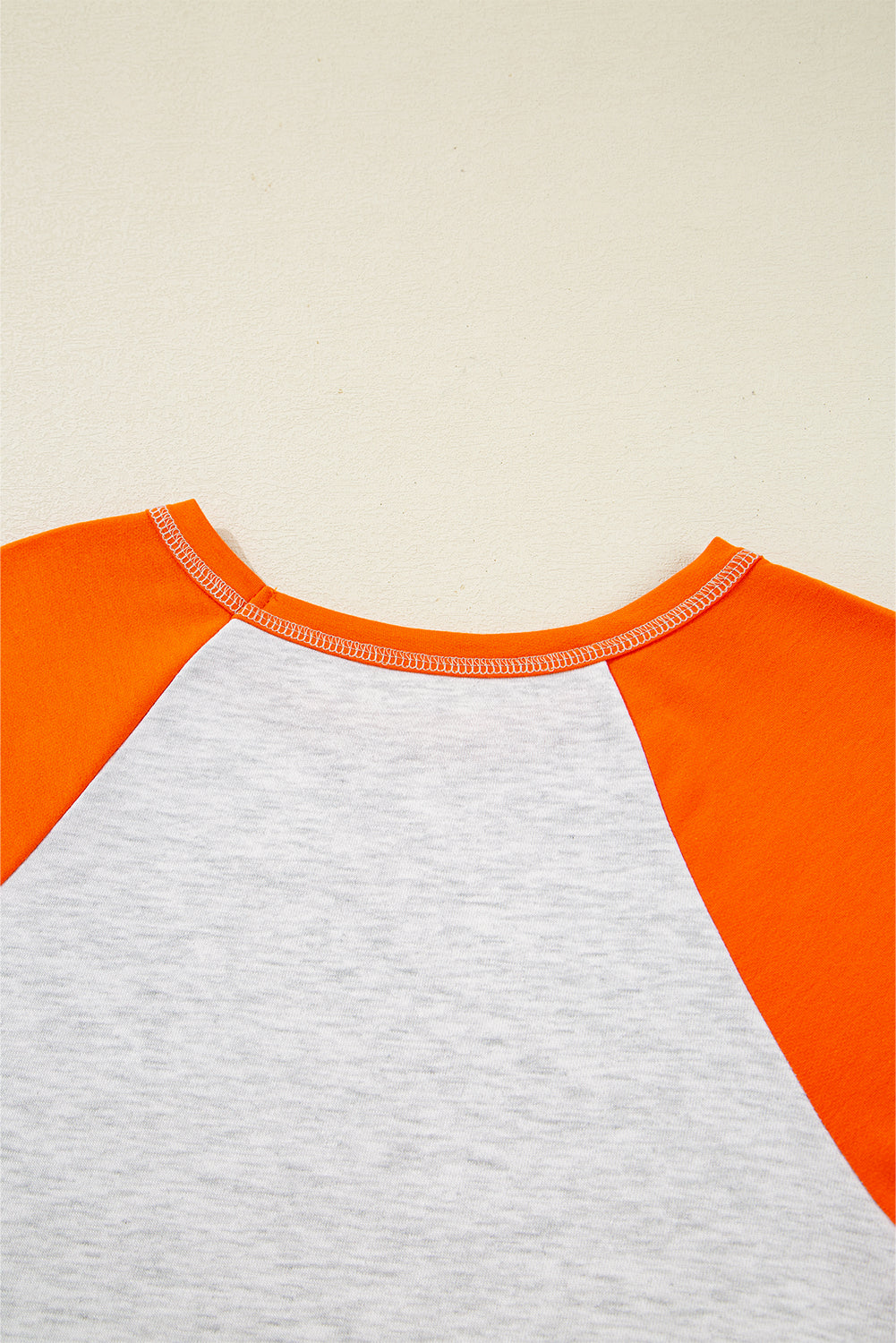 Colorblock Contrast Raglan Sleeve Stitching Easy-Fit Fit Top