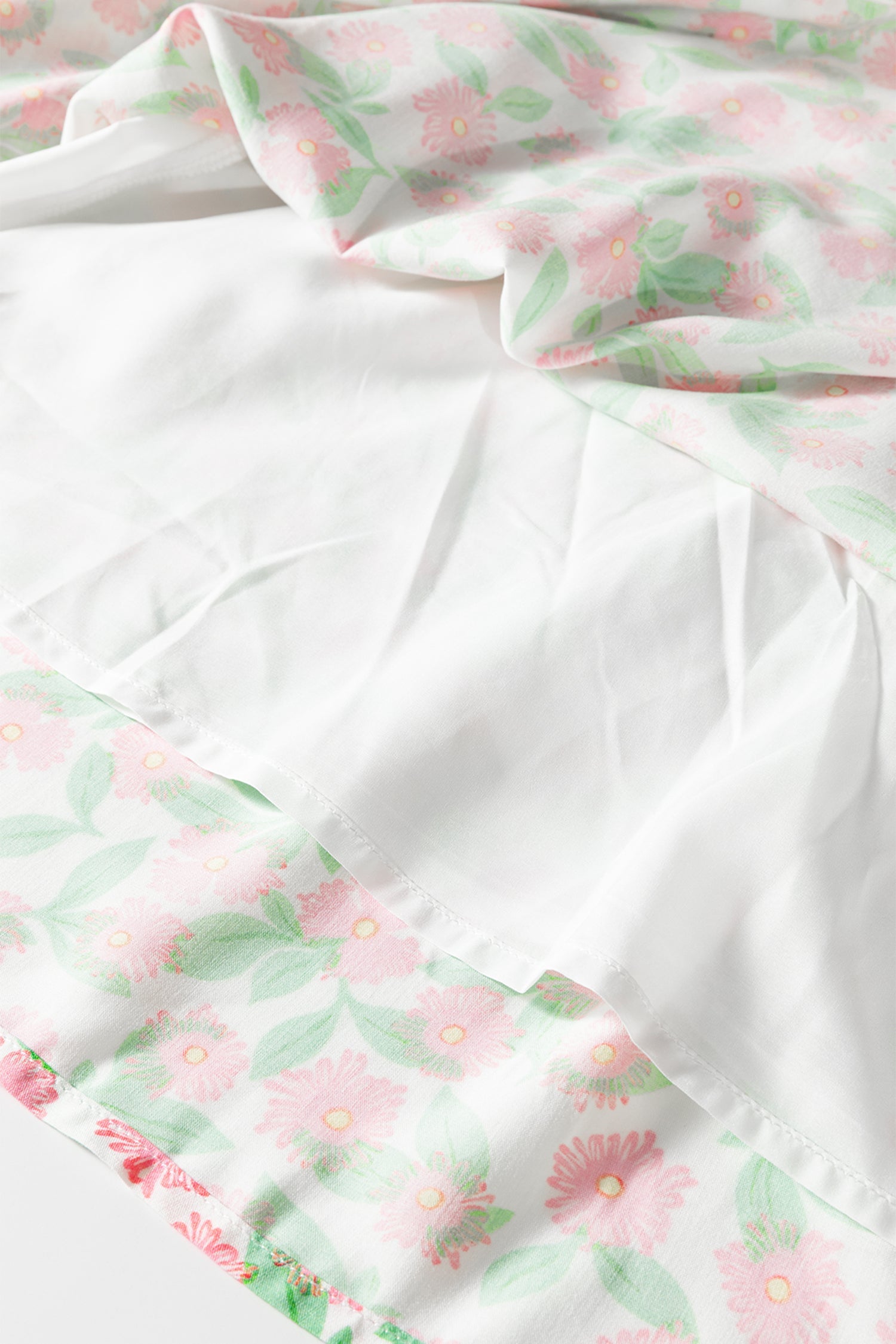 Ricrac Trim Pink Trim Floral Short Puff Sleeve Dress in Green