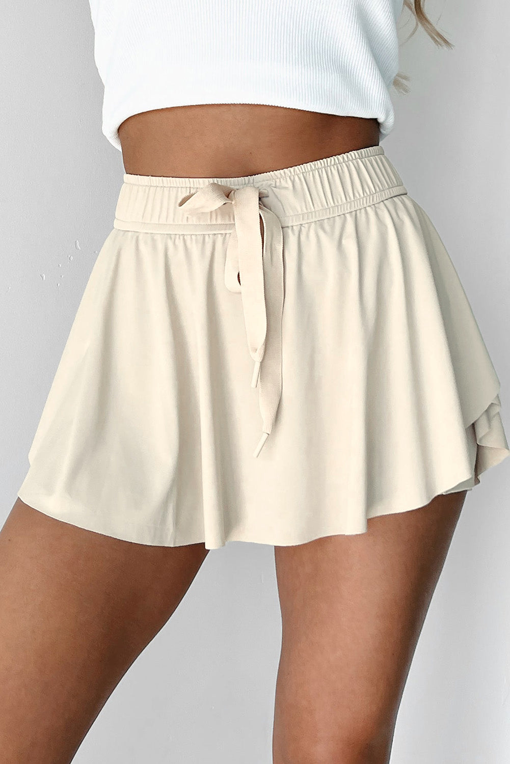Drawcord Lined Elastic Waistband Tennis Skorts in Beige
