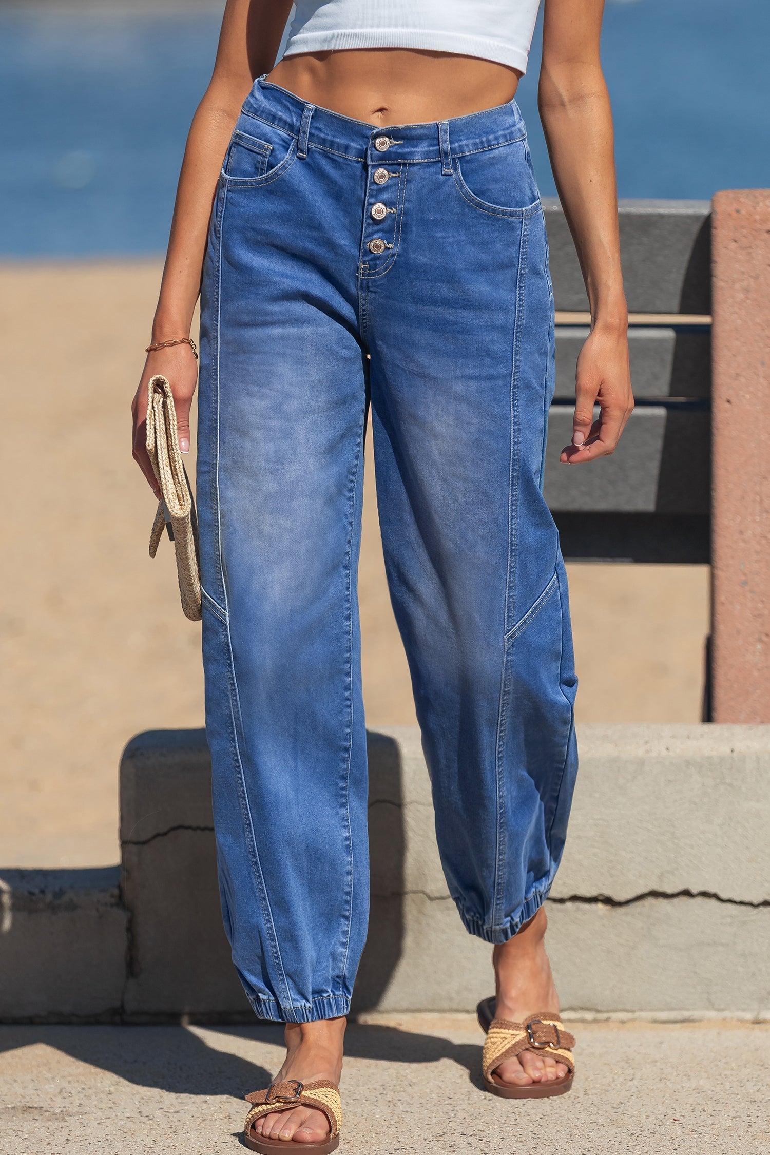 4 Tapered Buttons Front Everyday Easy-Fit Fit Jeans in Blue
