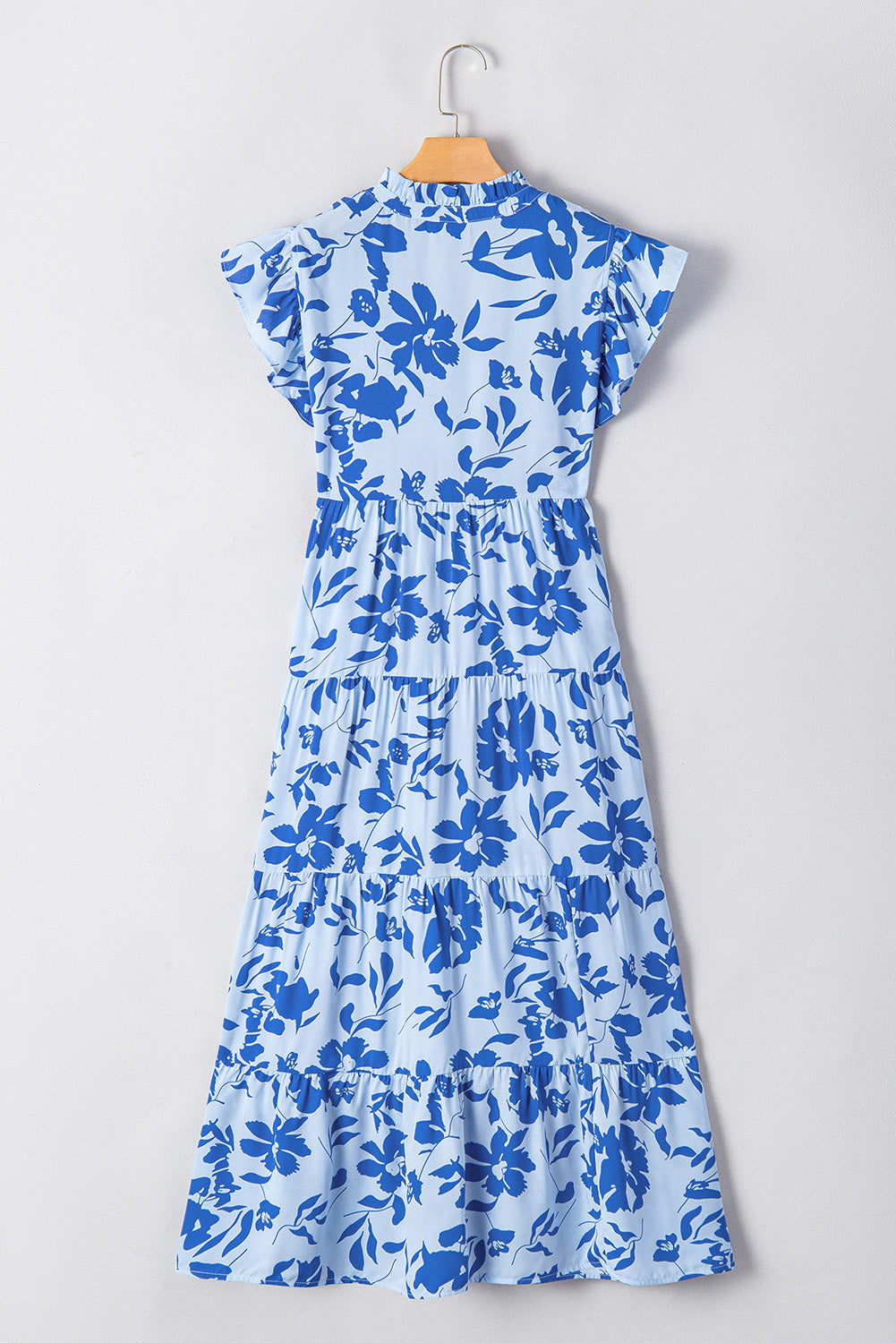 Maxi Dress: Floral-Print Pattern Flutter-Sleeve