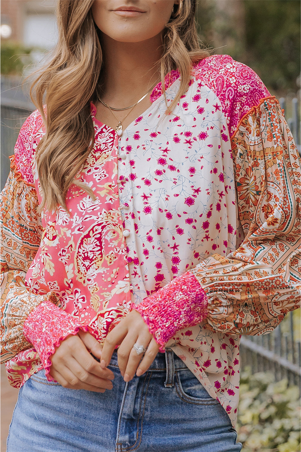 Floral Printed Mixed Printed Puff Sleeve V-Neck Shirt