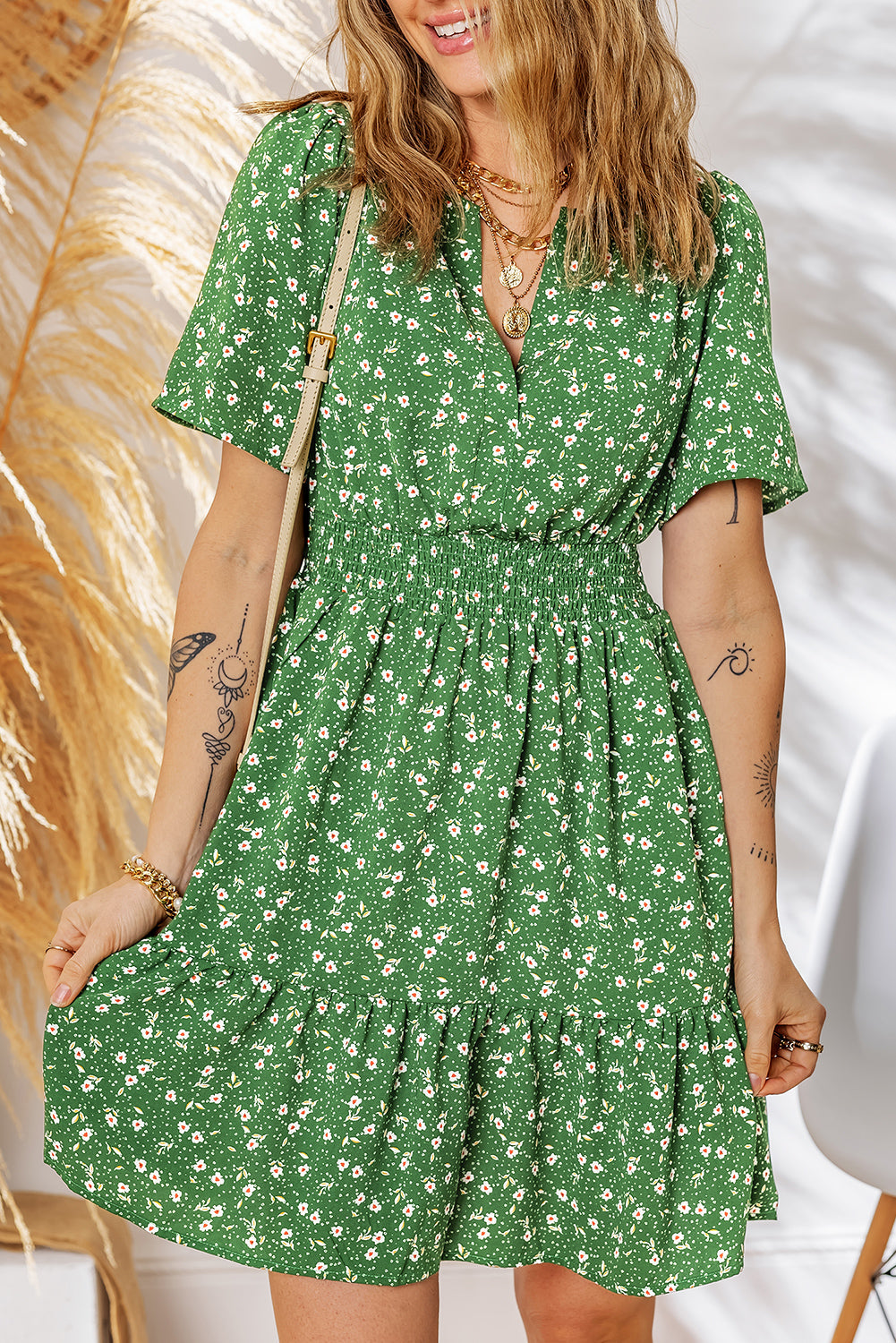 Floral-Print High Wrap V-Neck Waistband Mini Dress in Green