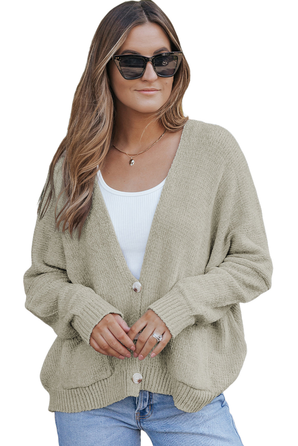 Cardigan pull avec poches sur le devant et boutons