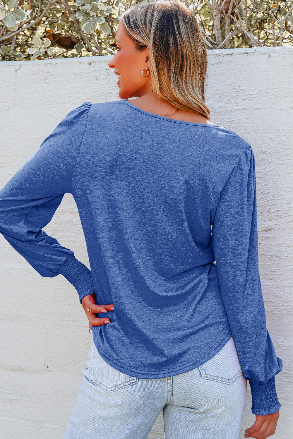 Shirred Shoulder Frilled Cuffs Long-Sleeved Top in Blue