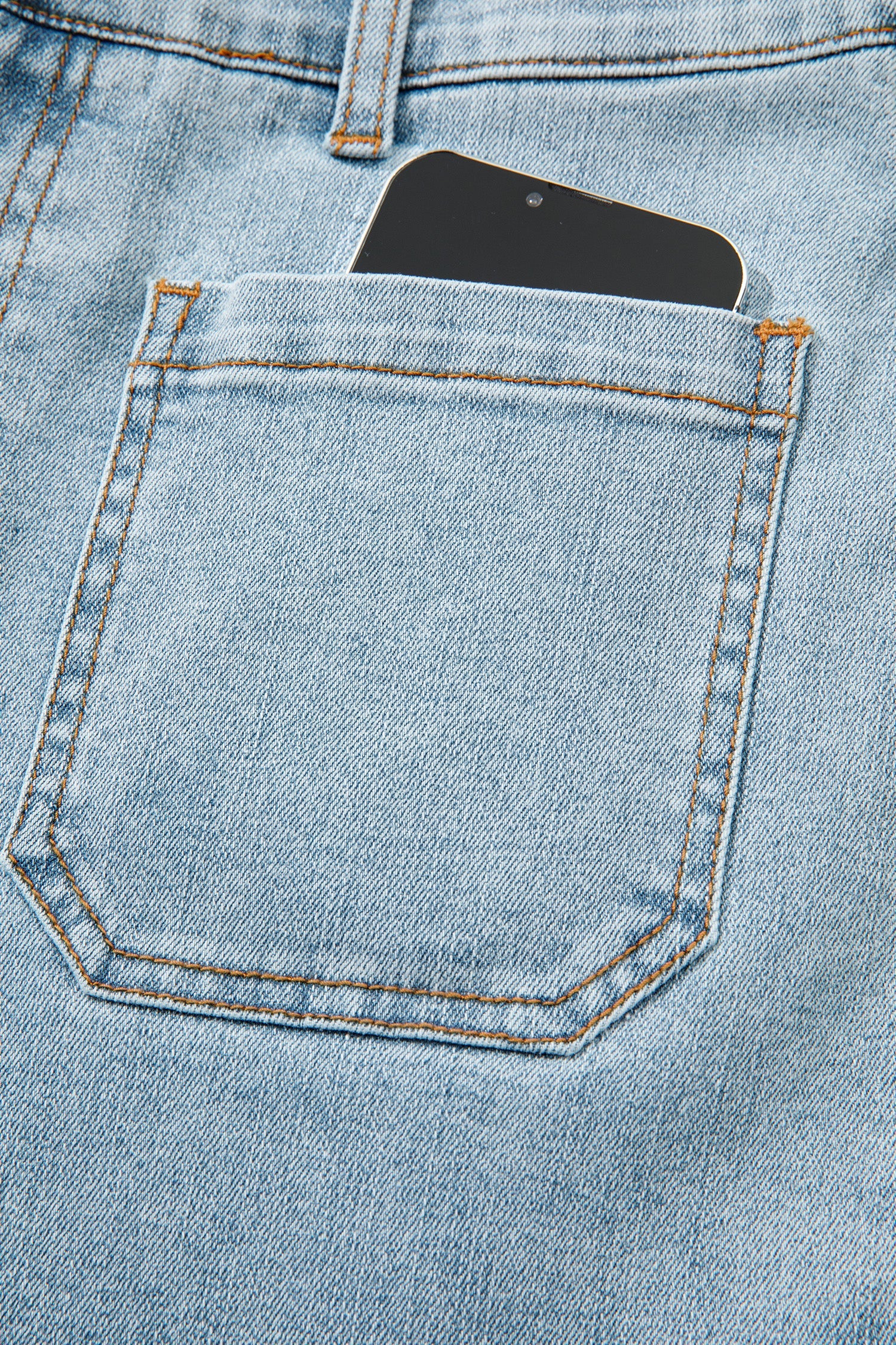 Regular Solid Full-Length Pocket Detail Denim Jeans in Beau Blue