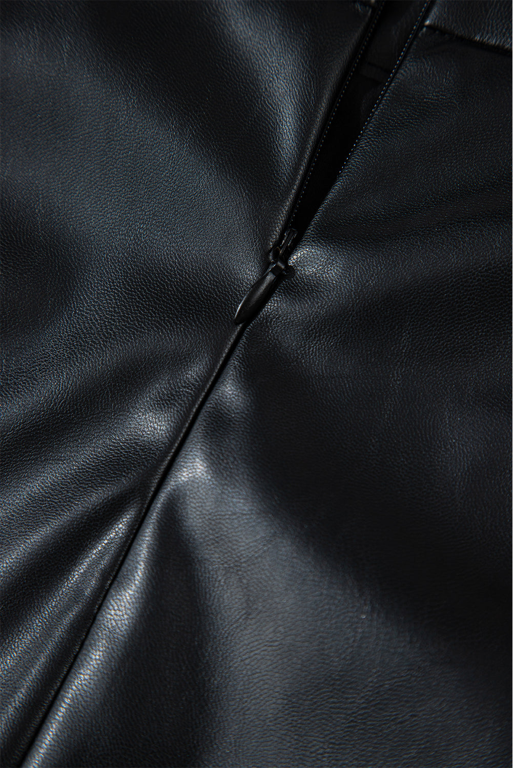 Leather Side PU Side Slits Slim Fit High-Waisted Mini Skirt in Black