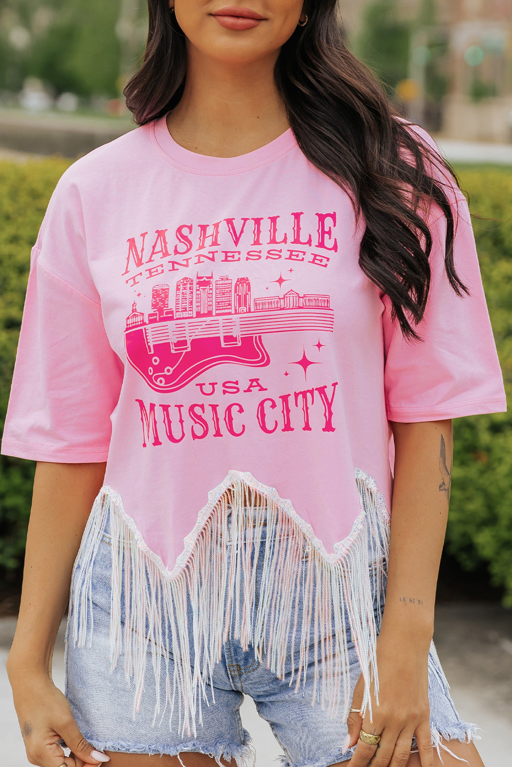 NASHVILE MUSIC CITY T-shirt graphique à sequins et ourlet à franges