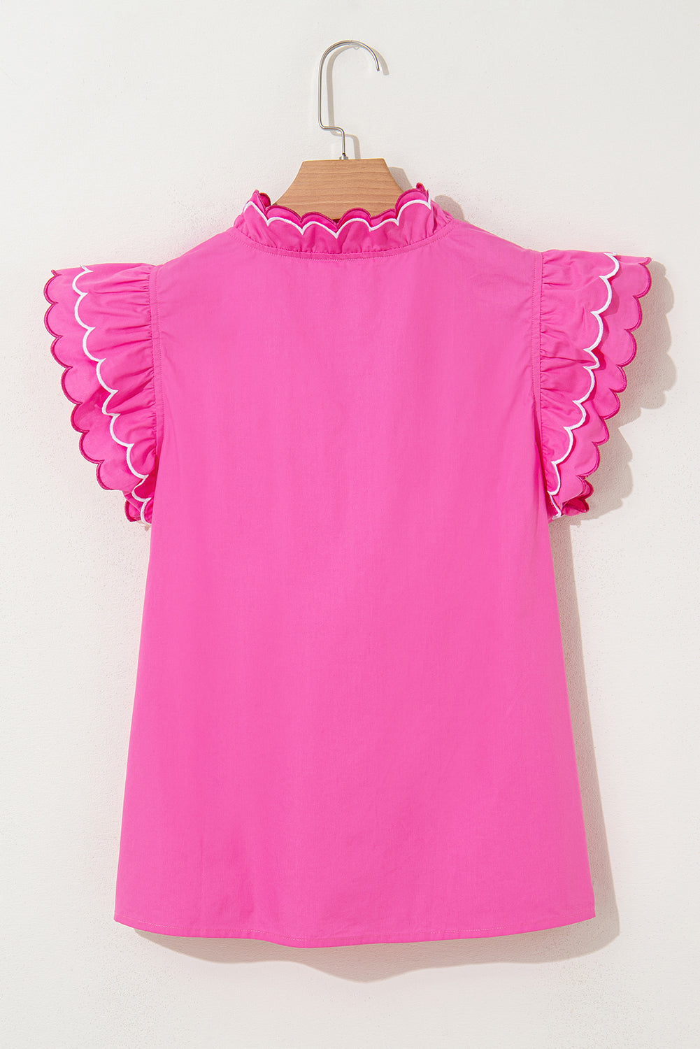 Trim Contrast Scallop Layered Short-Sleeved V-Neck Blouse