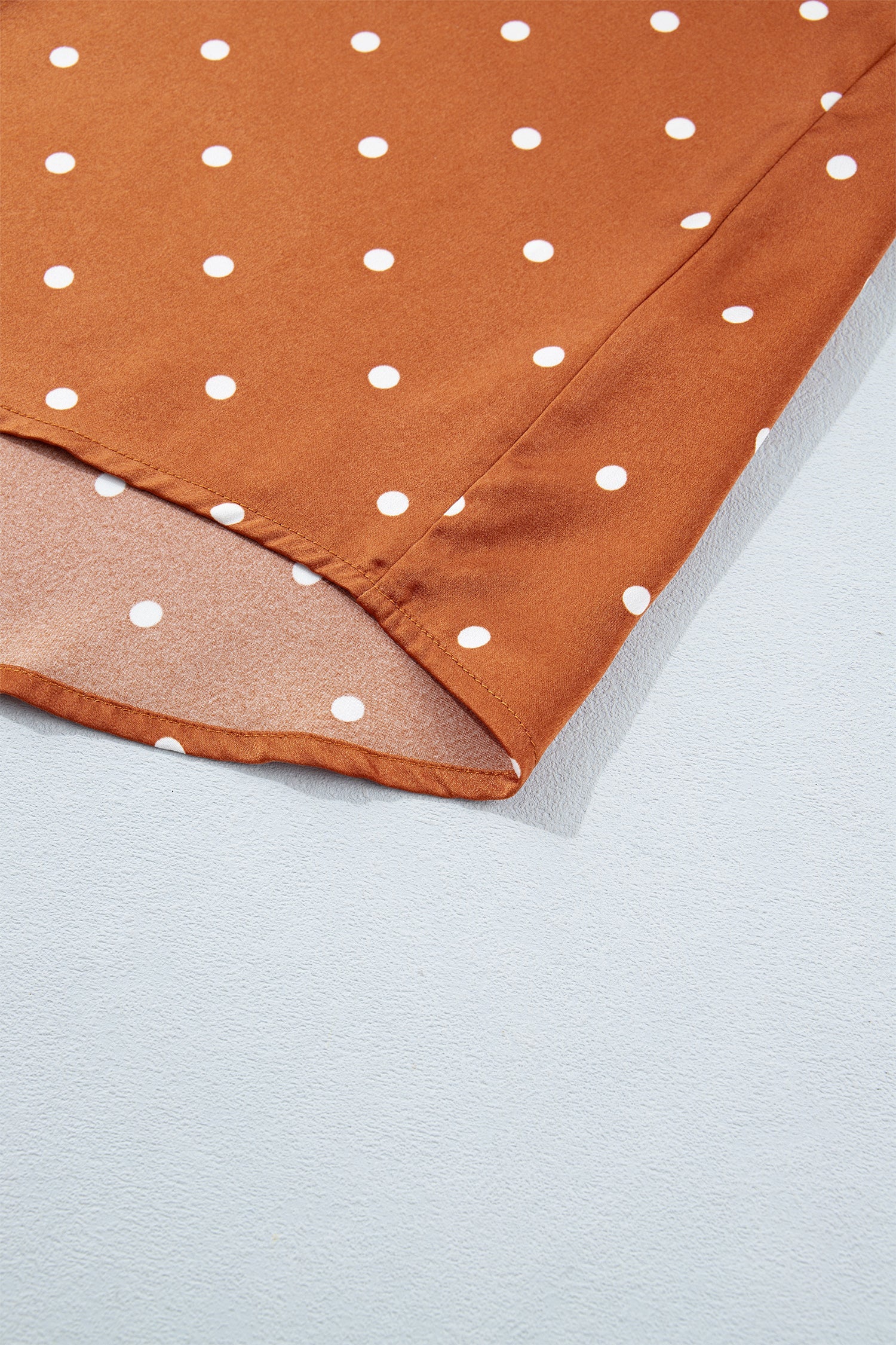 Long-Sleeved Polka-Dot V-Neck Blouse in Brown