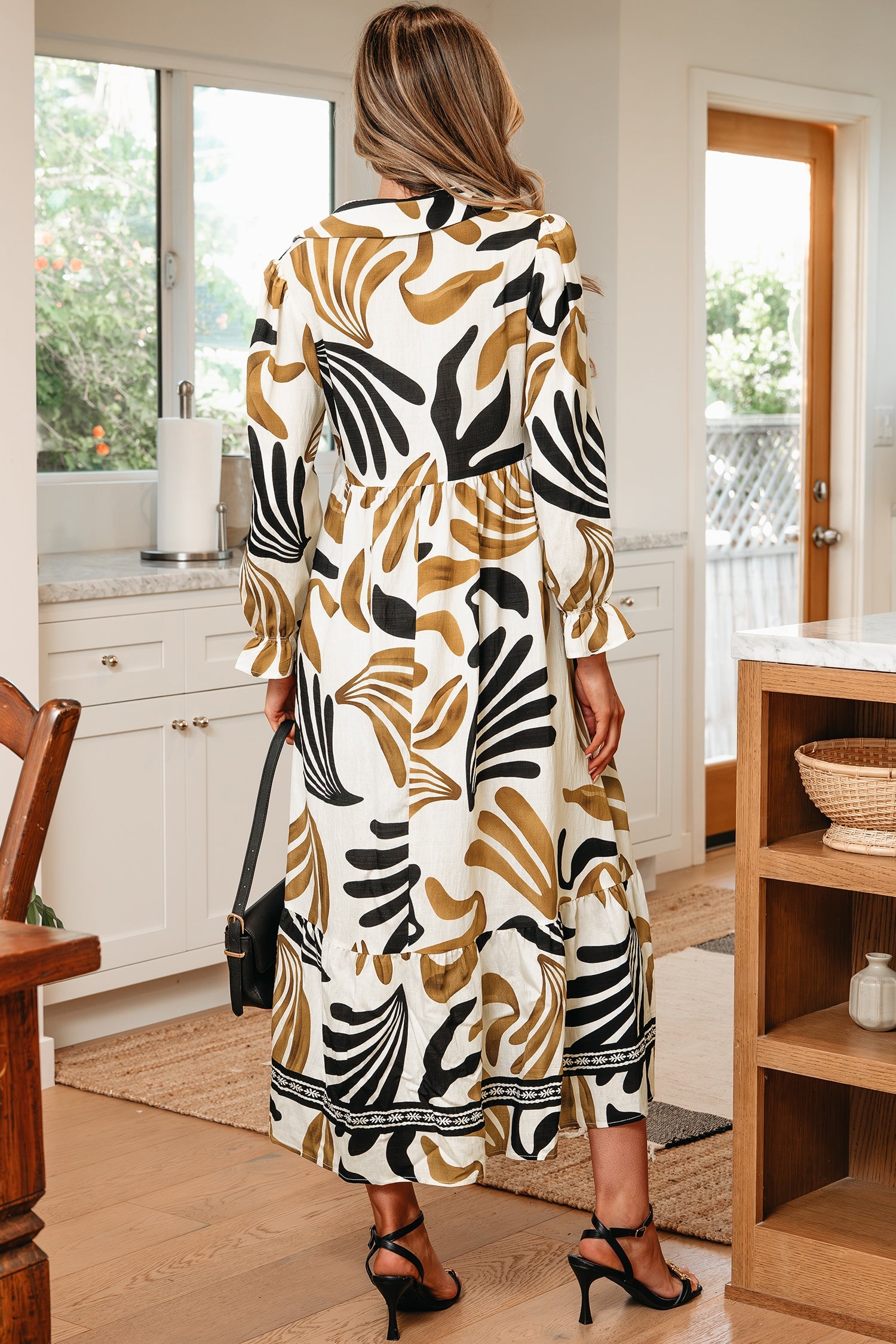 Printed Contrast Tropical Contrast Trim Neck Long-Sleeved Ruffle Hem Dress