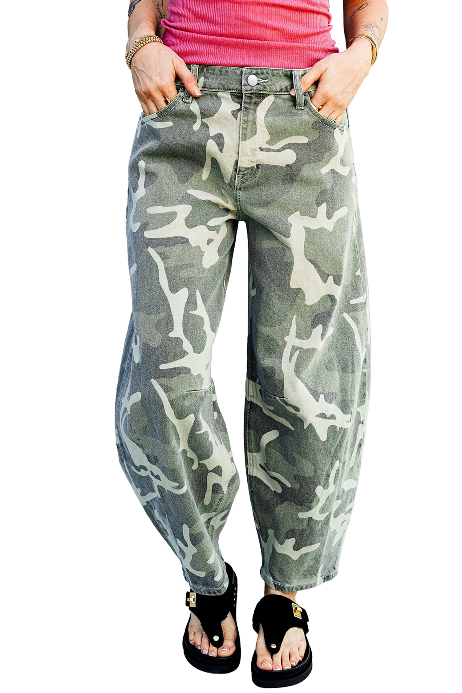 Camo Print Button Fly Straight Leg Ankle Length Jeans in Green