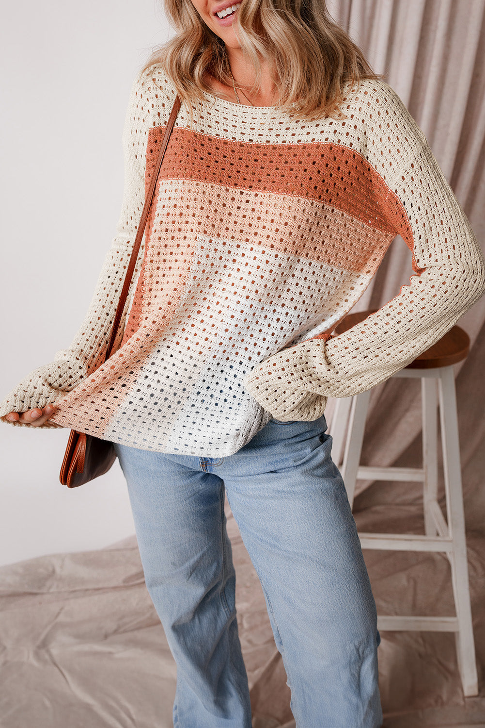 Pull ample en tricot pointelle color block