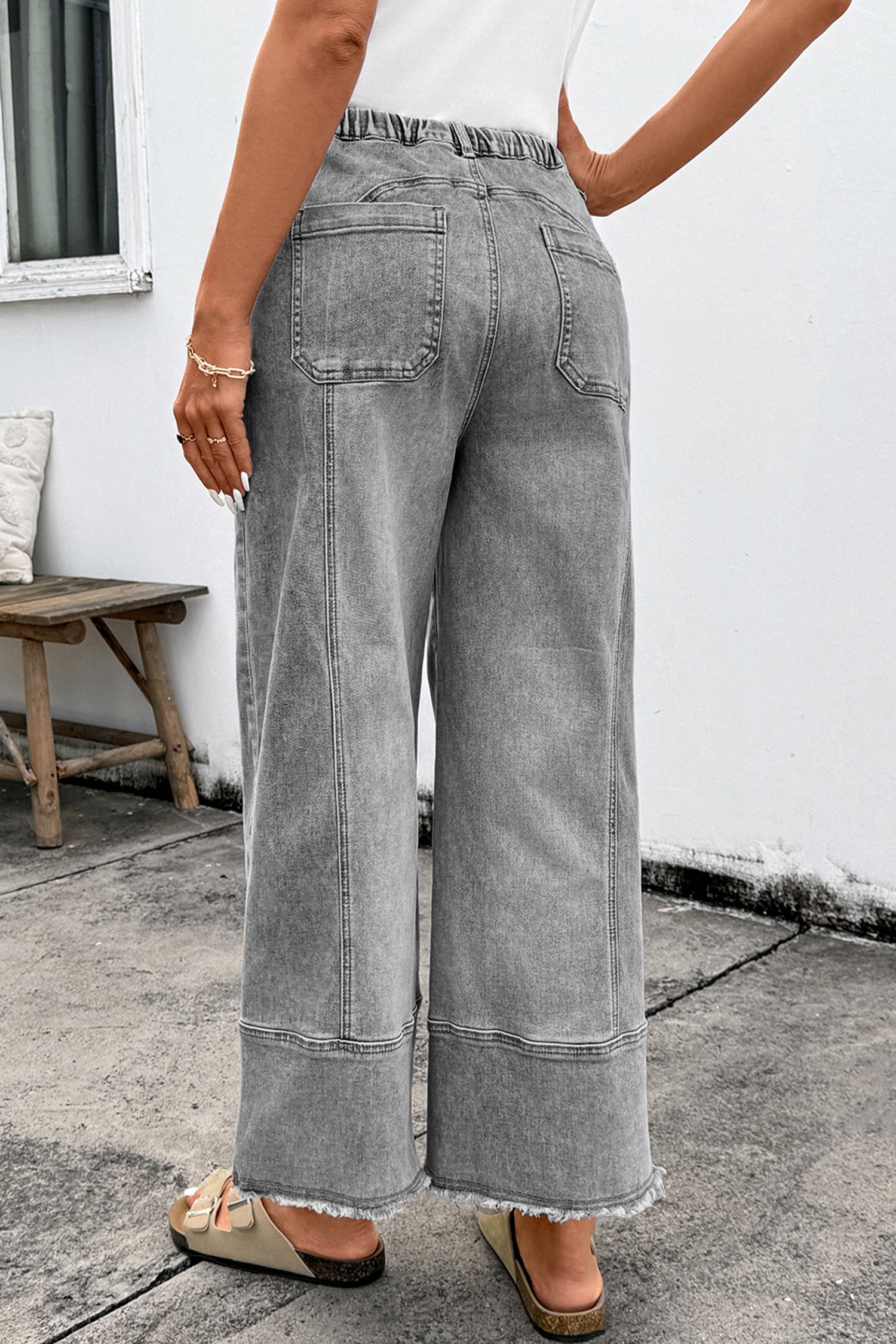 Detail Drawcord Seam Raw Hem Wide-Leg Denim Pants in Gray