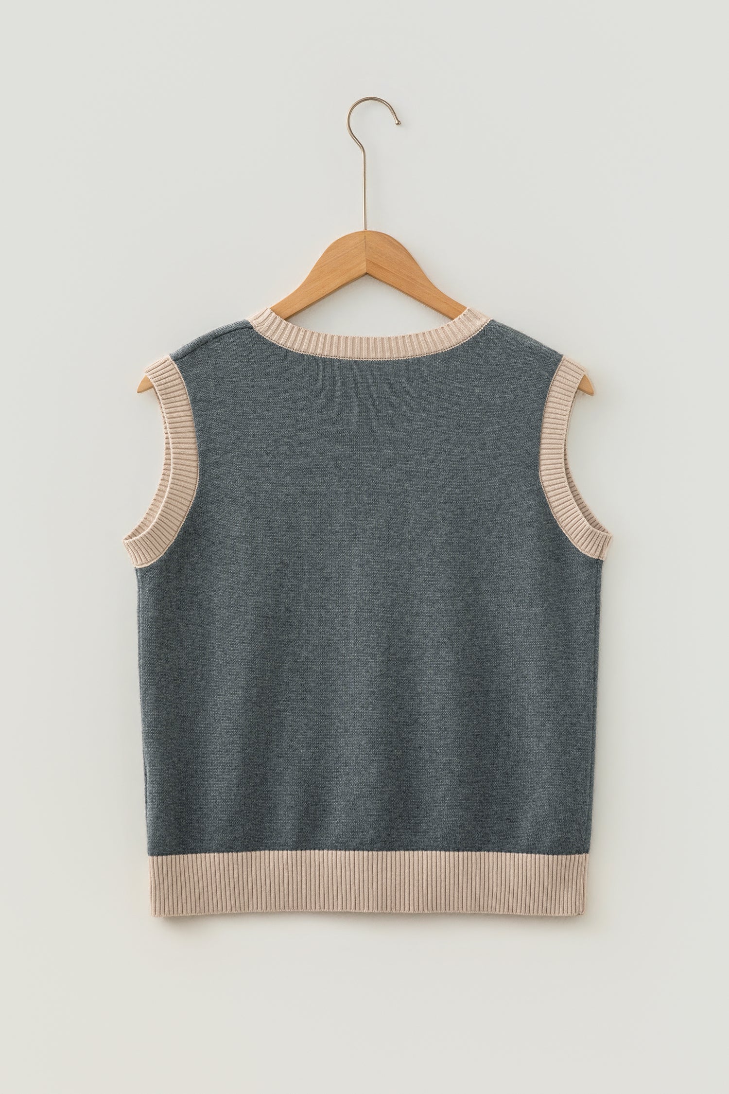 Colorblock Western Print Trim Knitwear Vest in Gray