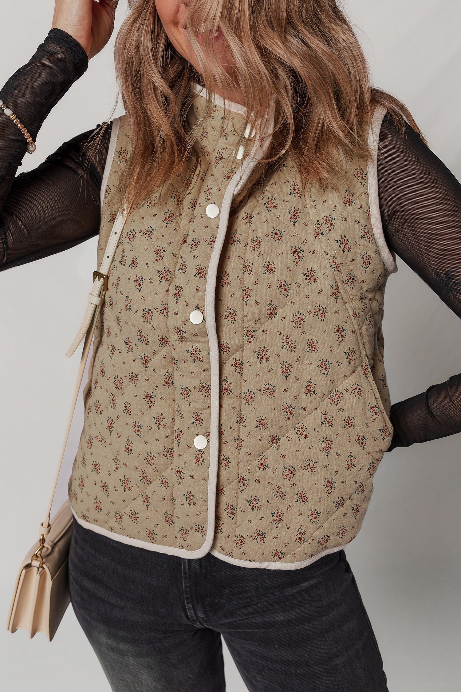 Concealed Floral-Print Quilted Button Vest in Khaki