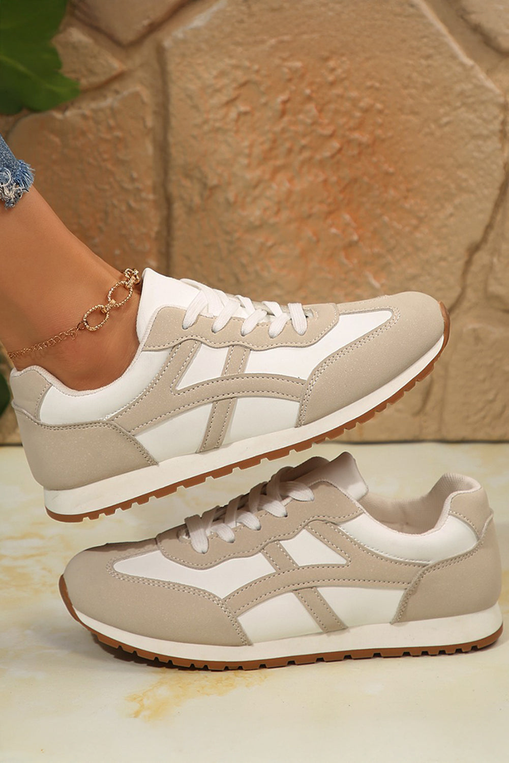 Colorblock Lace-up PU Leather Sneakers Style