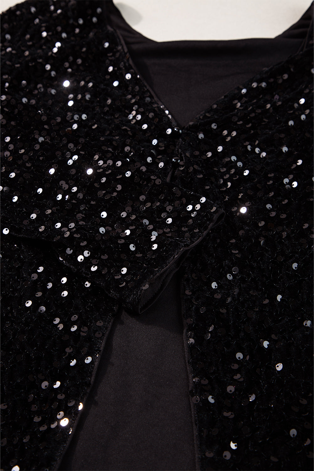 Sequin Long-Sleeved Cutout Back Top Style