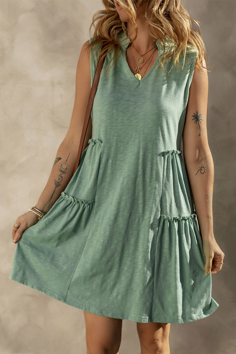Women's Sleeveless Layered Flowy Dress