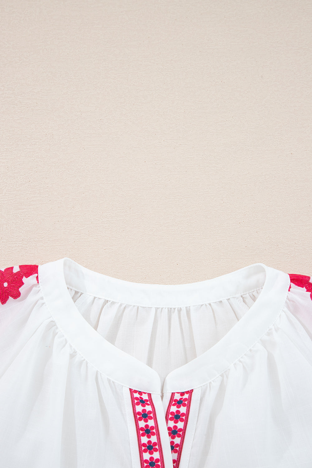 Floral Long-Sleeved Embroidered Puff Everyday Shirt