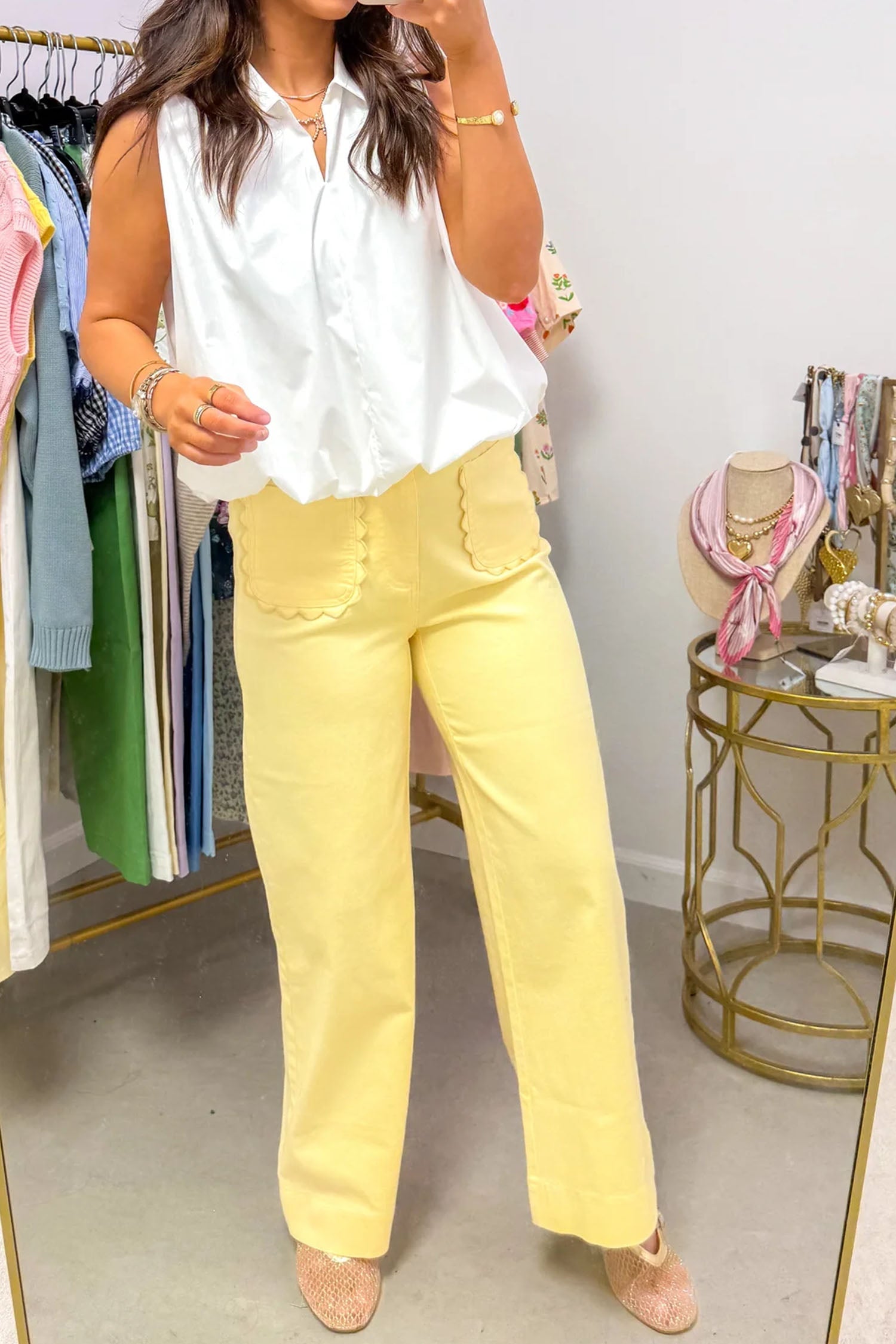 Scalloped Patch Solid Patch Pocket Shift Jeans in Yellow