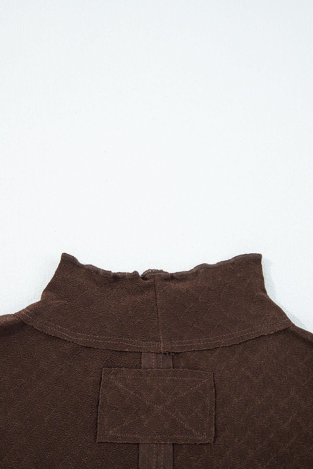 Trim Raw Lettuce Raw Seam Jacquard Long-Sleeved Top in Cinnamon