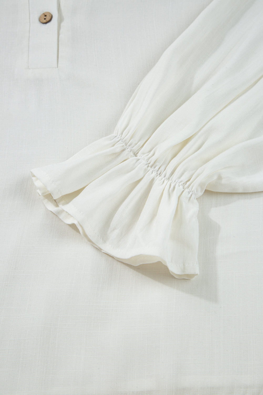 Elastic Cuffs Ruffle Cuffs Puffy Long-Sleeved Button Down Shirt in White