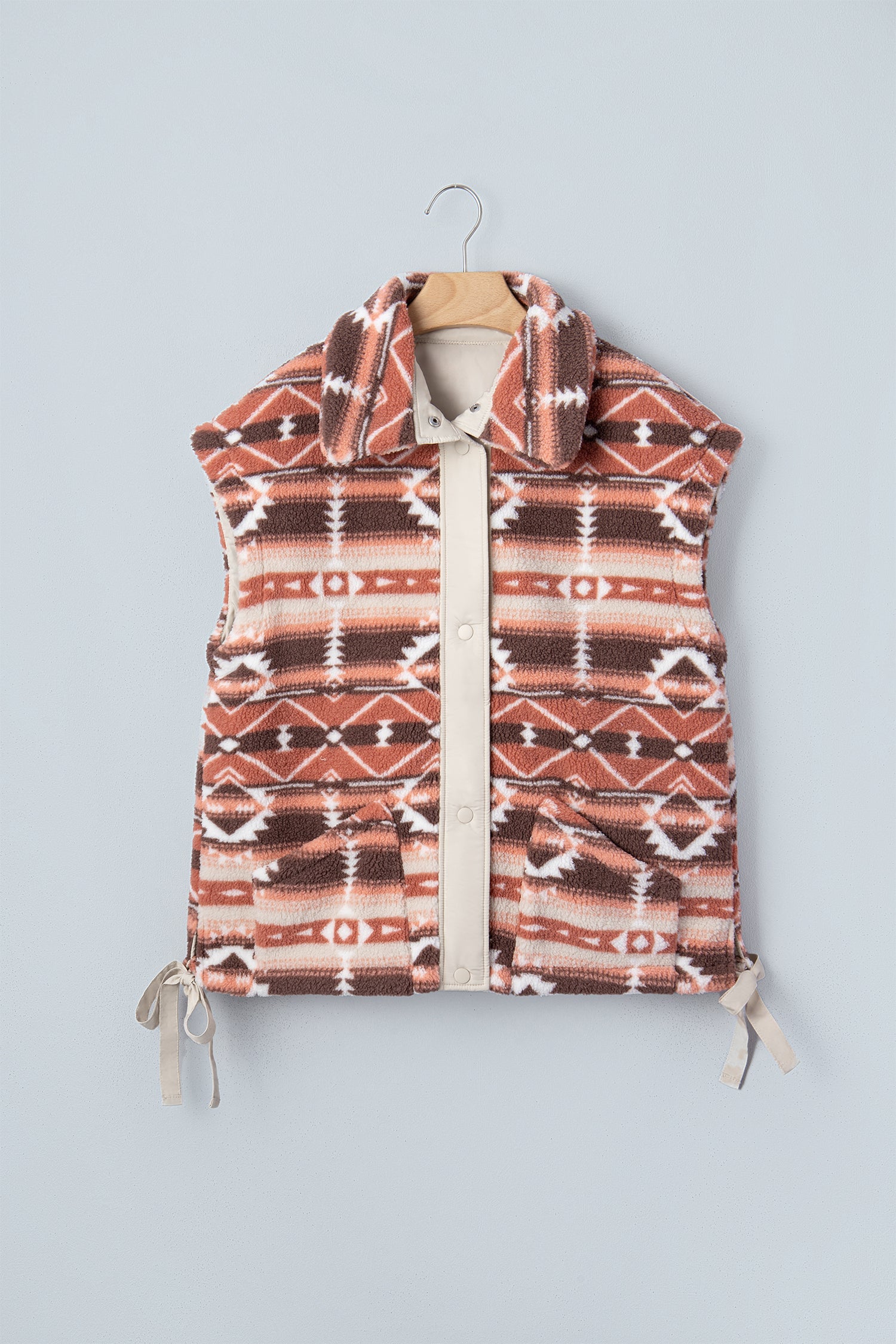 Fleece Geometric Print Metal Button Placket Shift Silhouette Vest in Multicolour