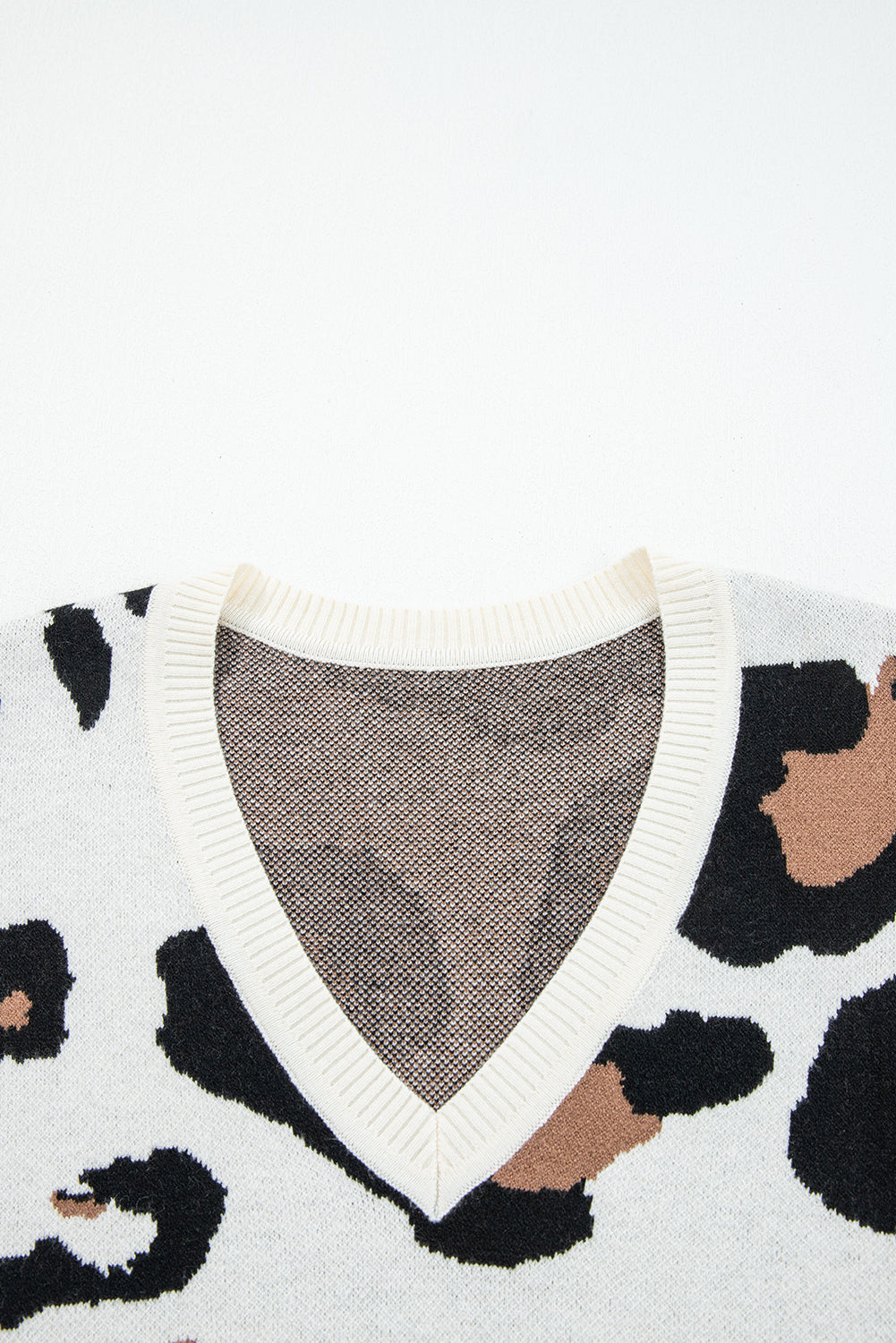 Leopard-Print Colorblock Patchwork Sleeve V-Neck Knit Top