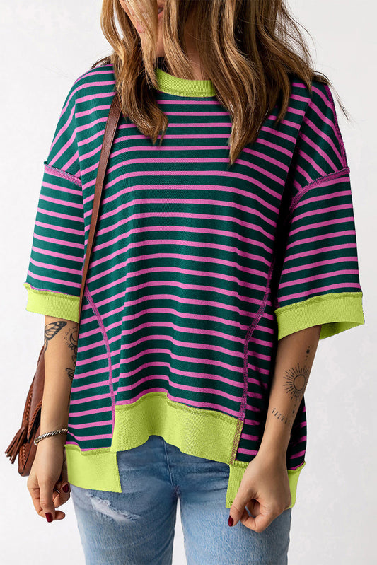 T-shirt haut et bas à rayures vertes, surdimensionné, bordure contrastée, coutures exposées