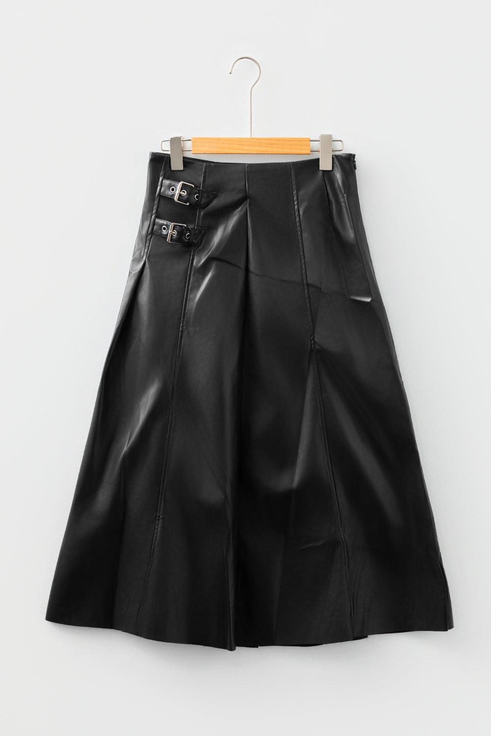 Faux Buckle Leather Retro Detail Pleated Stitch Flared Midi Skirt in Black