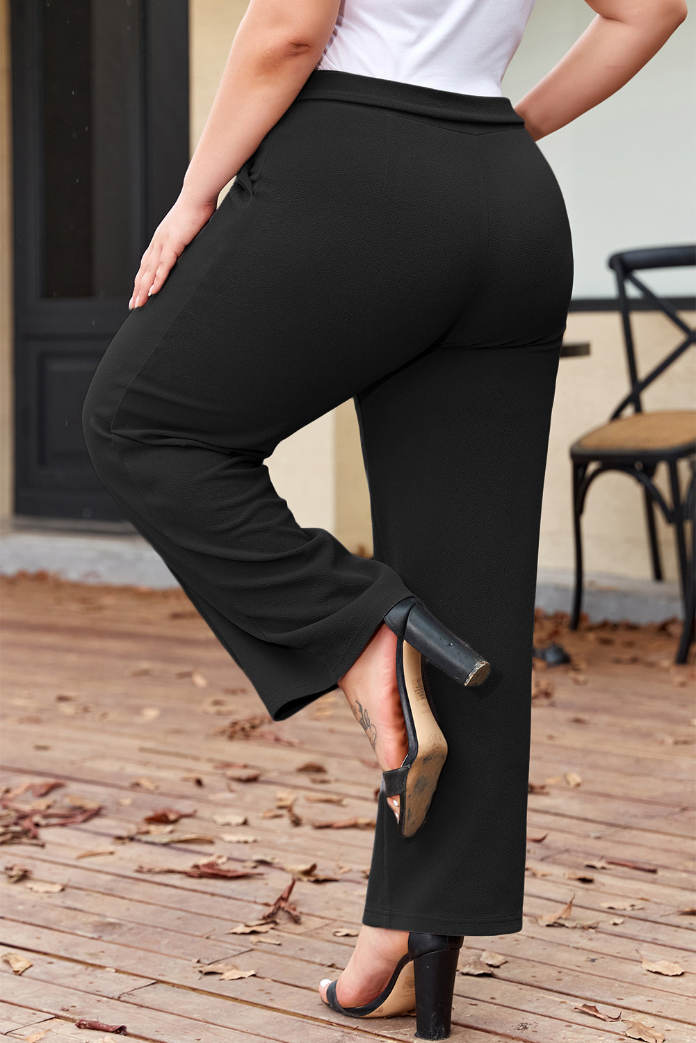 Knot Plus Size Waist Textured Shift Pants in Black
