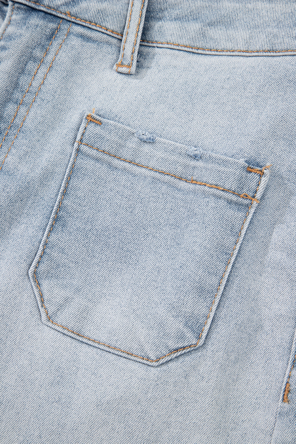 High Light Wash Rise Denim Shorts in Beau Blue