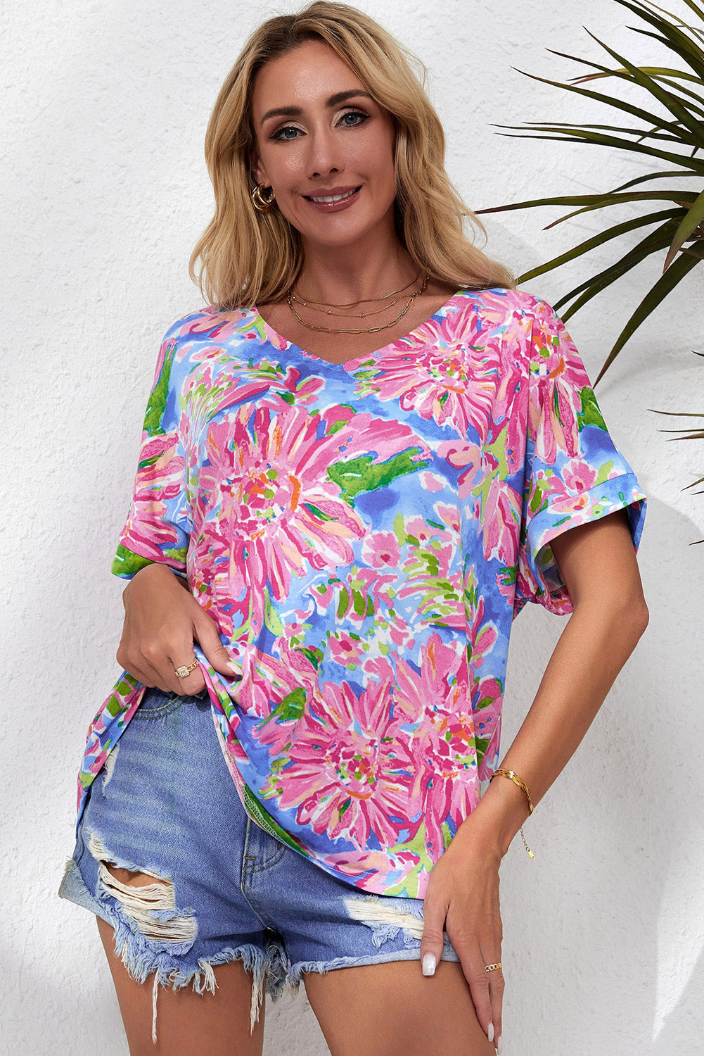 Women's Pink Floral-Print Print V Neck T Shirt