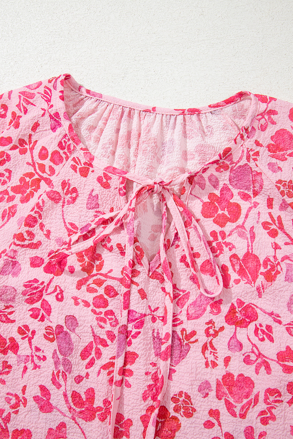 Sleeve Floral Puff Split Neck Lightweight Blouse