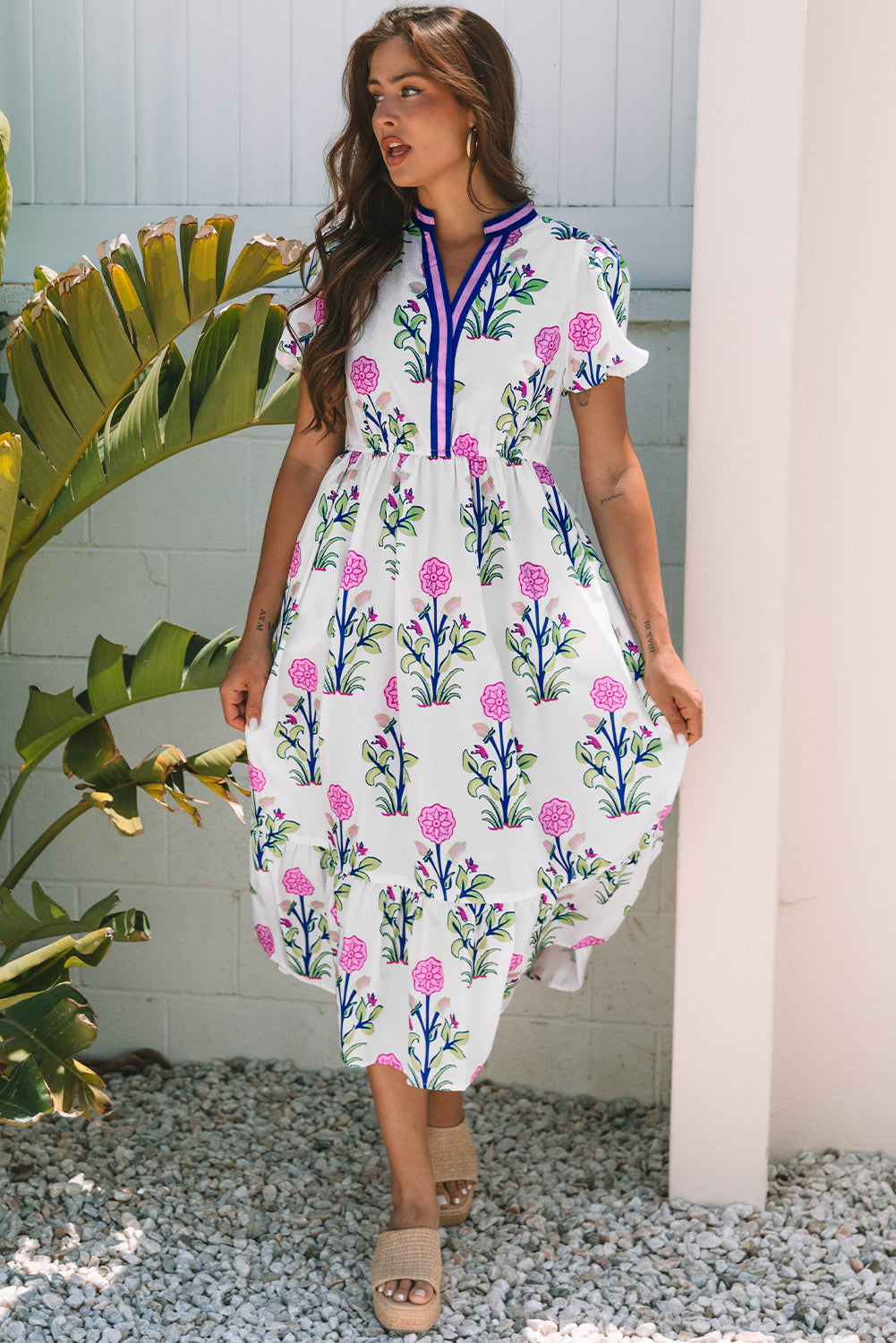 Polished Puff White Floral Short-Sleeved V-Neck Maxi Dress