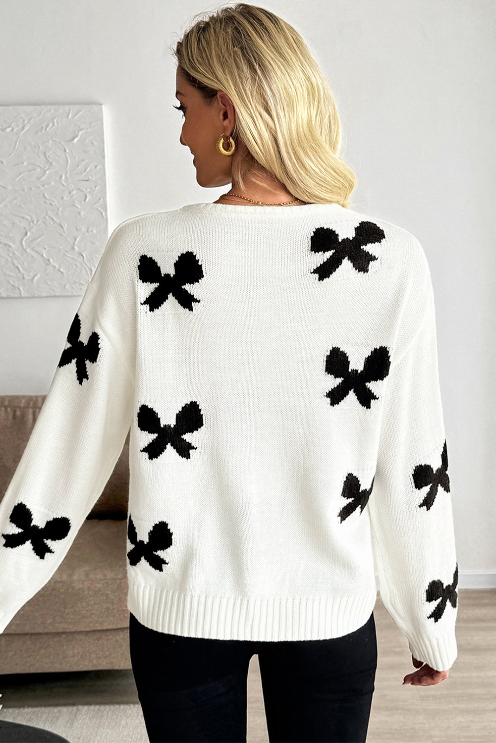 Bow Pattern Lace-up Pattern Cardigan Knit Top in White