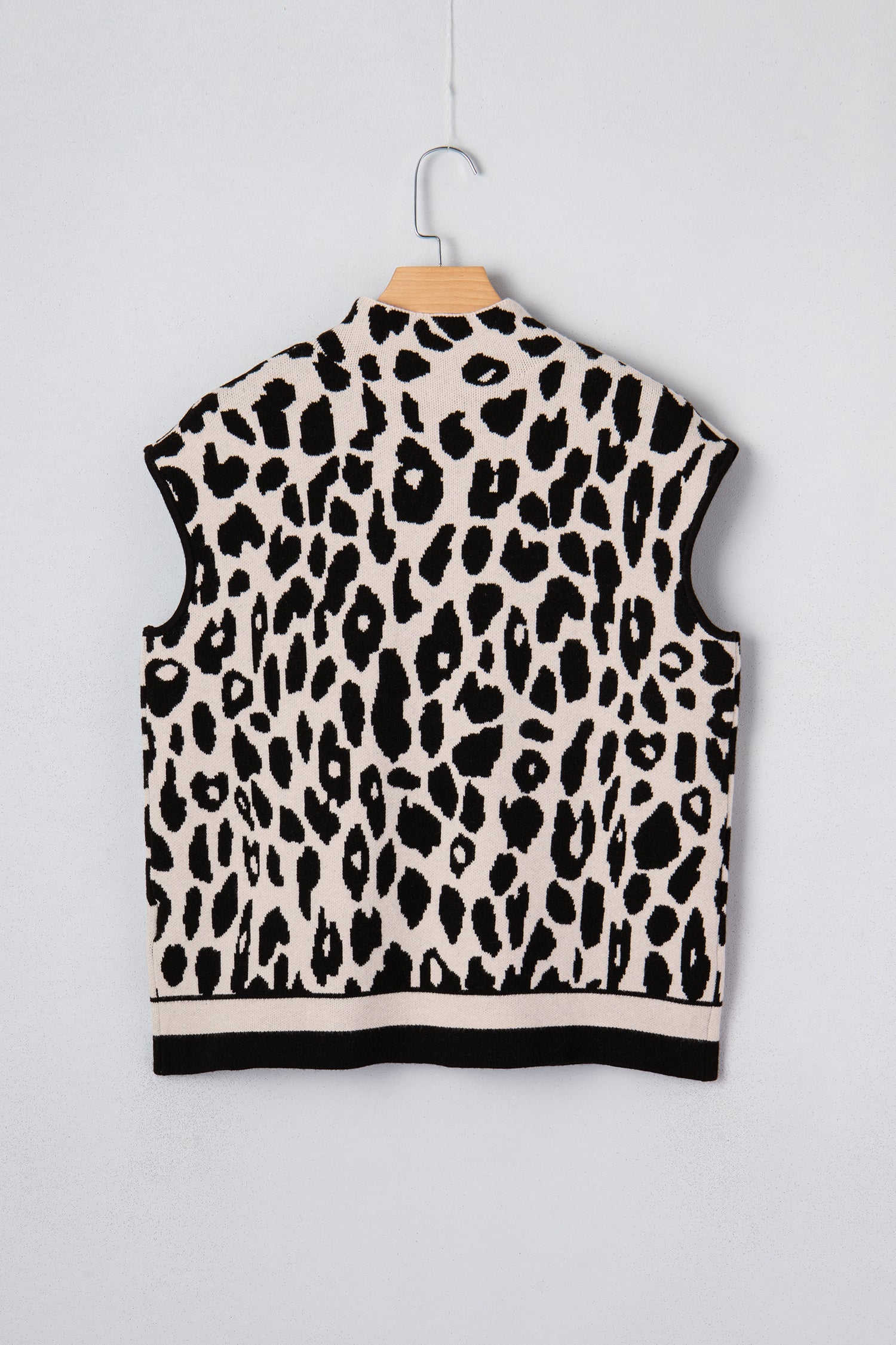 Neck Leopard-Print High Short-Sleeved Knit Top