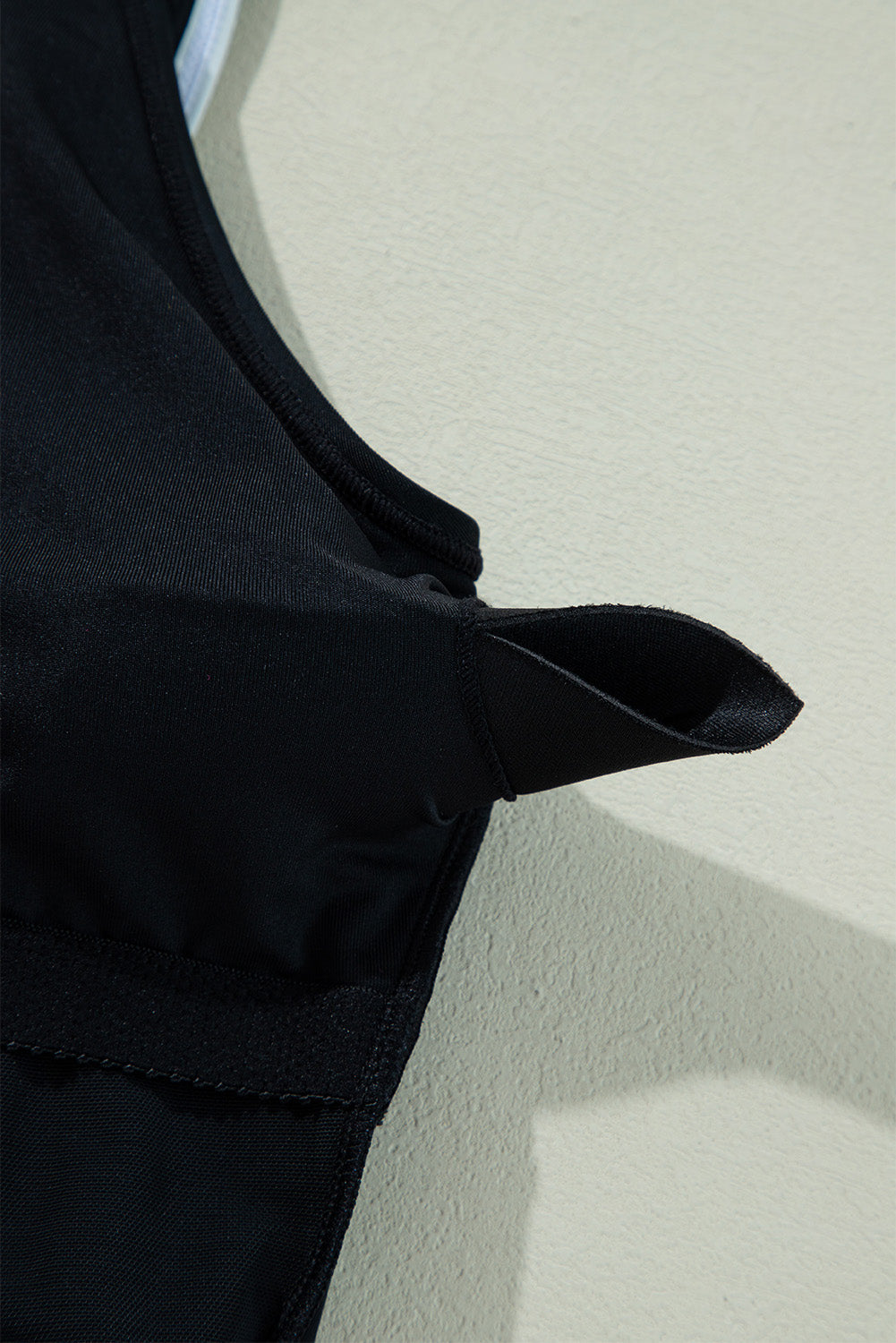 Color Contrast Ruffled Wrap V Neck Swimsuit