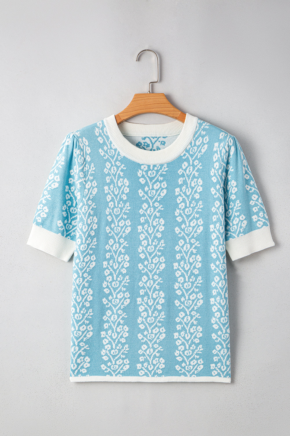 Contrast Floral Crewneck Short-Sleeved Knit Top