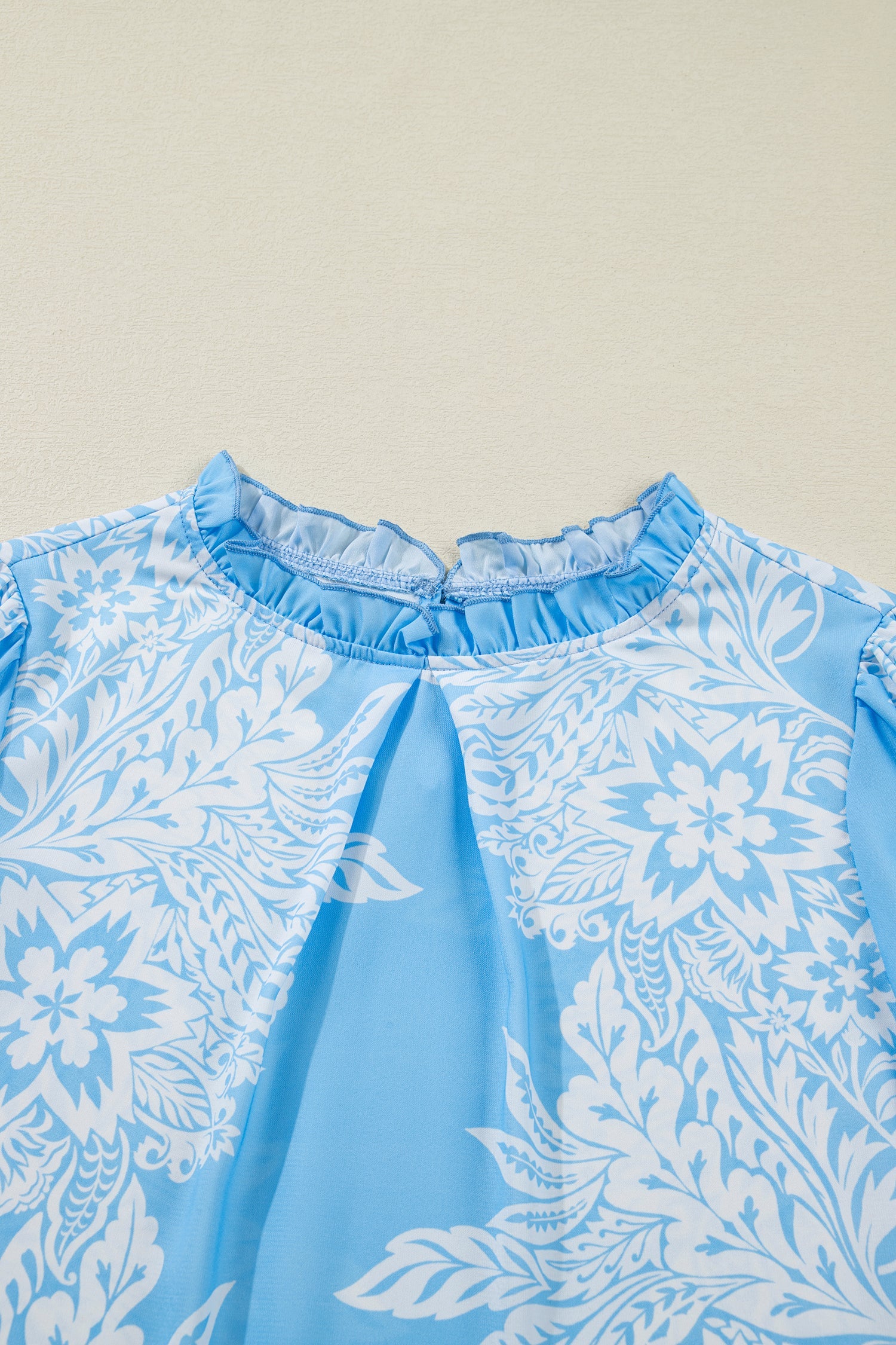 Ruffled Sleeve Collar Puff Flower Blouse