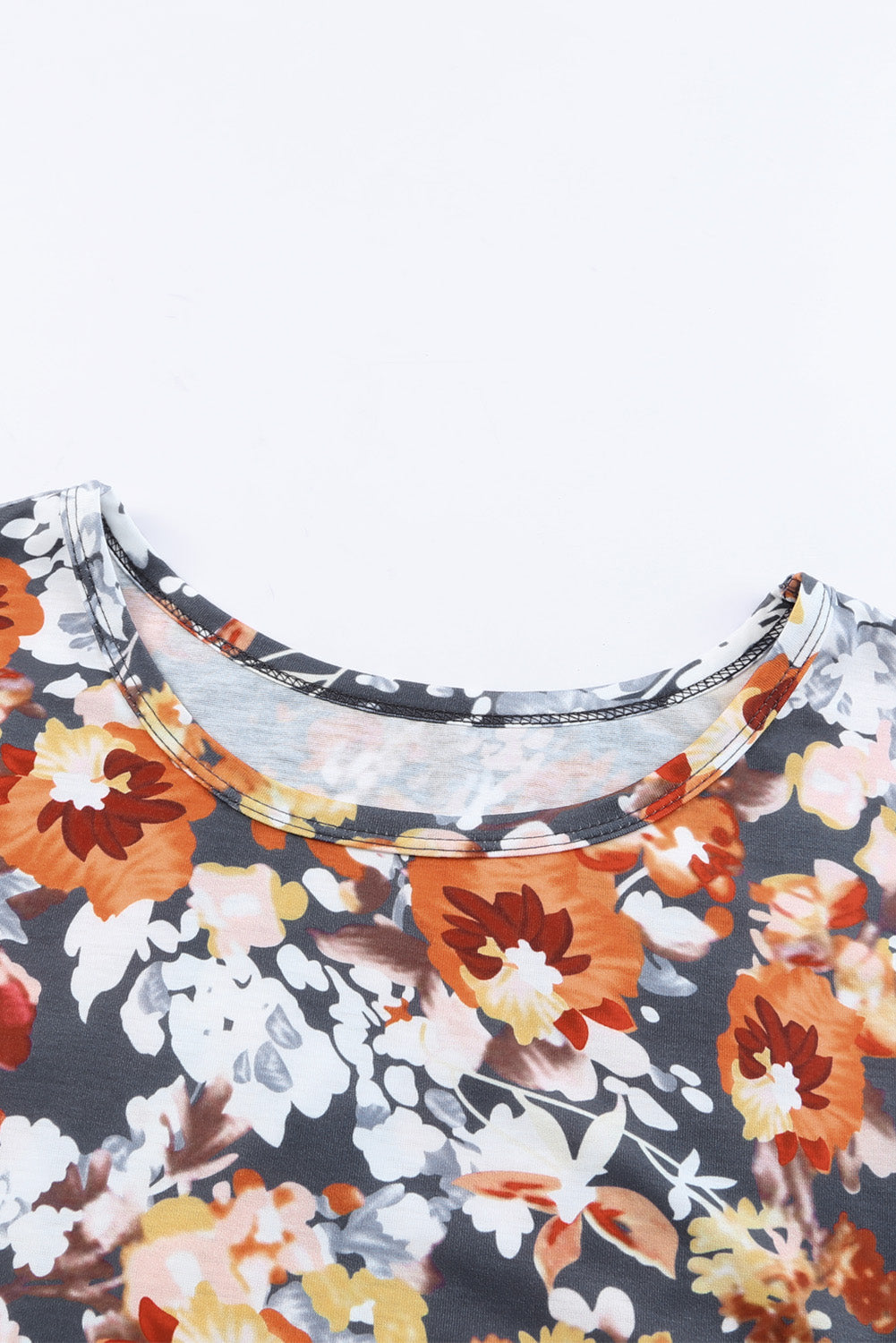 Women's Top with Flutter Sleeve Plus Vintage Floral-Print