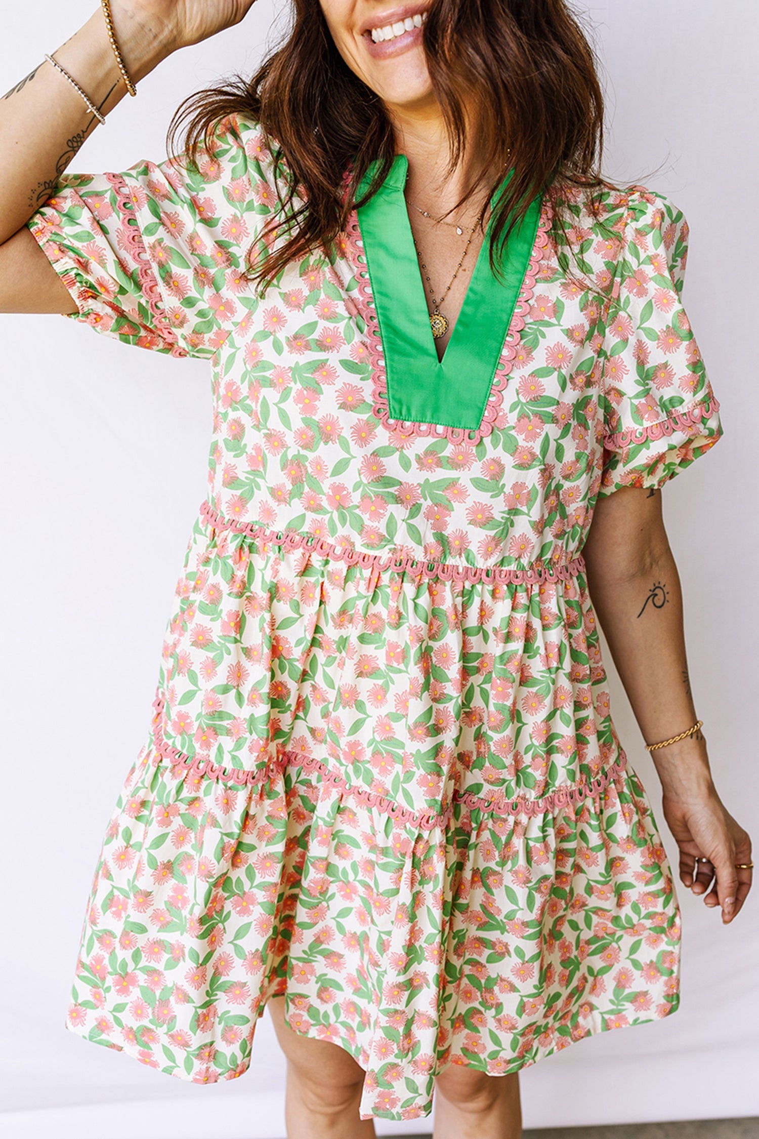 Ricrac Trim Pink Trim Floral Short Puff Sleeve Dress in Green