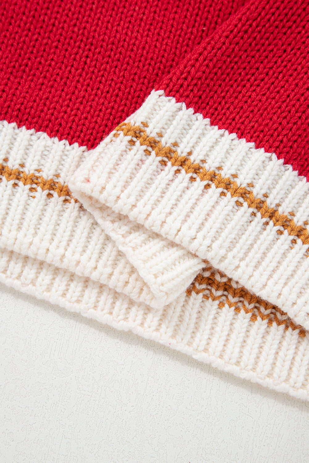 Colorblock Edge MERRY Edge Drop-Shoulder Cozy Knit Top