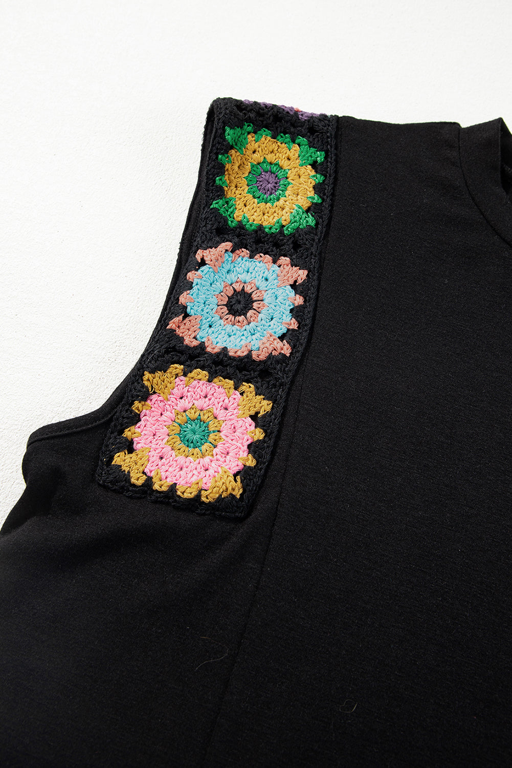 Floral Crochet Patched Sleeve Crew Neck Casual Tank Top